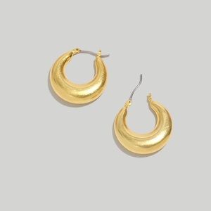 madewell | crescent medium hoop earrings